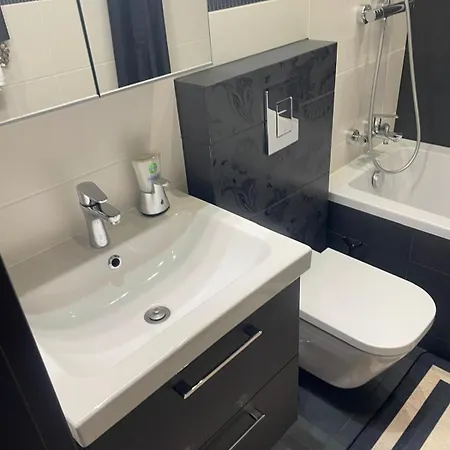 Apartman Nikiszowiec Odrowazow 3 M5 *